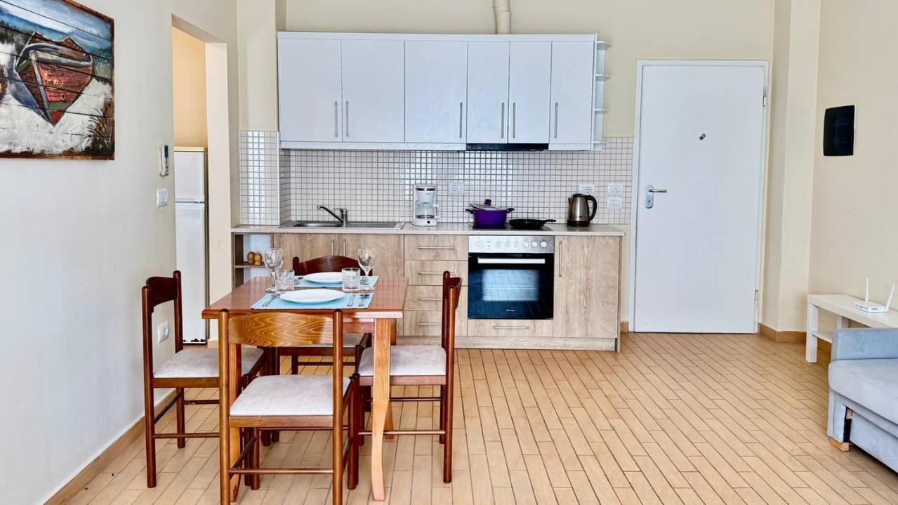 Your Comfy Apartment Саранде Екстериор снимка